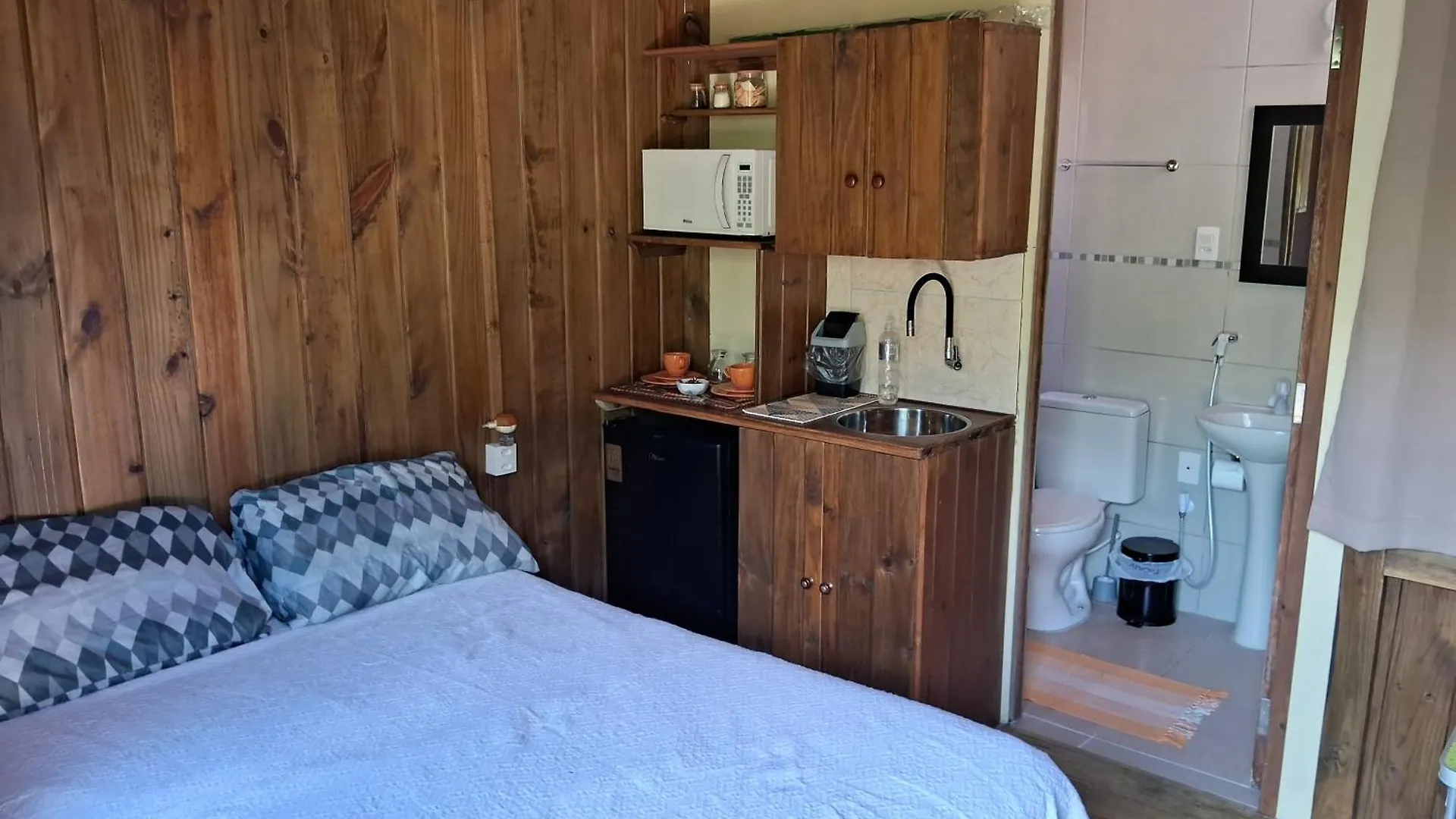 Recanto Cabanas Amarela Palhoca Brazil